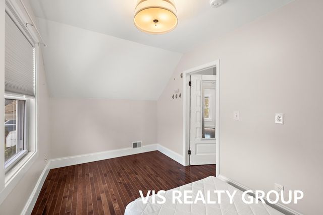 627 Fulton Avenue, Grand Haven City, MI 49417