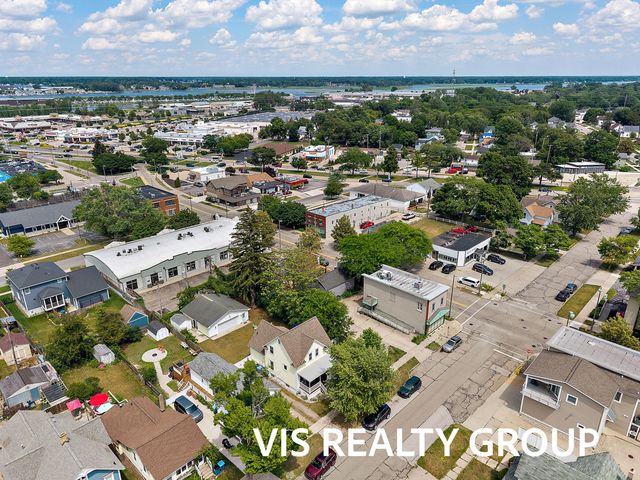 627 Fulton Avenue, Grand Haven City, MI 49417