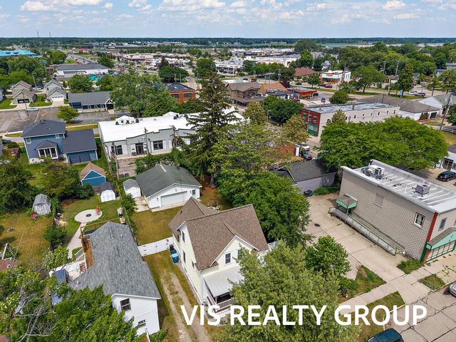 627 Fulton Avenue, Grand Haven City, MI 49417