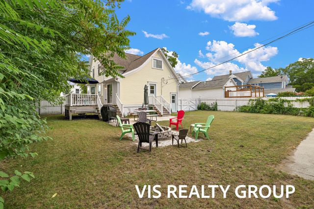 627 Fulton Avenue, Grand Haven City, MI 49417