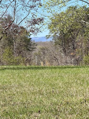 105 Pepperbush Trail, Dobson, NC 27017