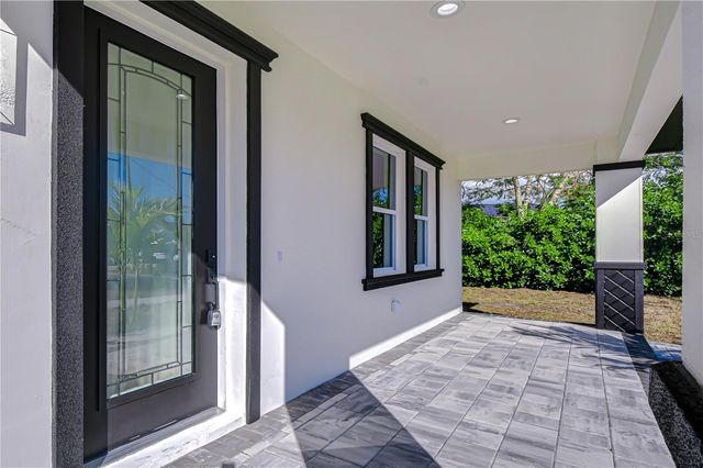 3213 W AILEEN STREET, Tampa, FL 33607