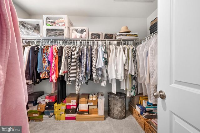 17 SOUTHWIND DR, Blackwood, NJ 08012