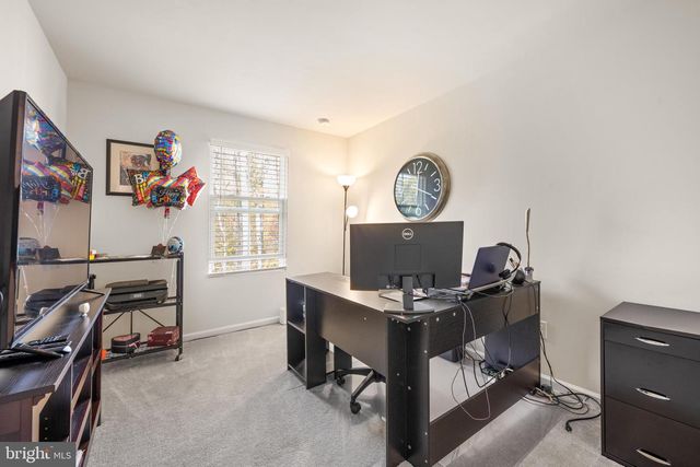 17 SOUTHWIND DR, Blackwood, NJ 08012