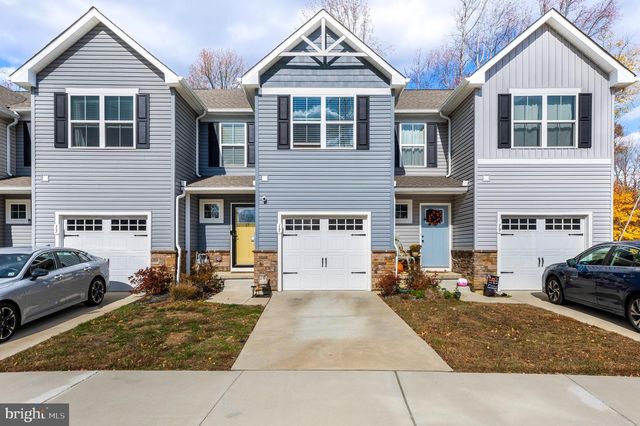 17 SOUTHWIND DR, Blackwood, NJ 08012