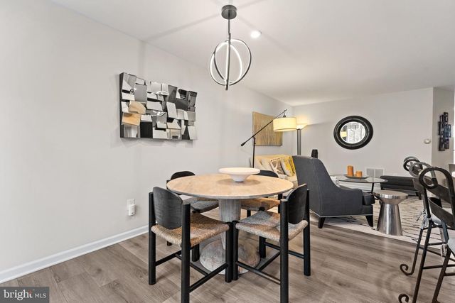 17 SOUTHWIND DR, Blackwood, NJ 08012