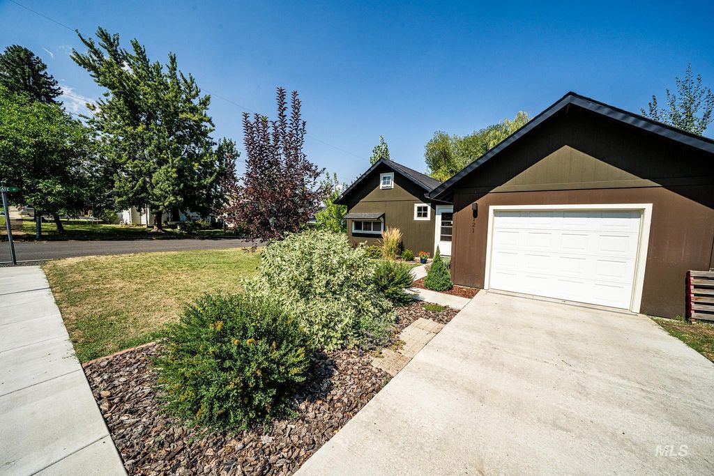 121 W South 3rd Street, Grangeville, ID 83530 photo 5
