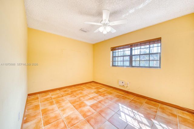 3815 SW 125th Ave, Miami, FL 33175