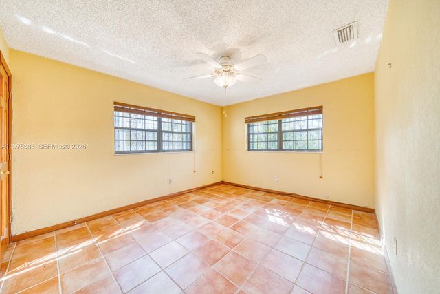 3815 SW 125th Ave, Miami, FL 33175