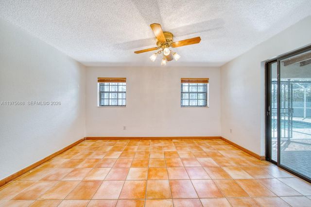 3815 SW 125th Ave, Miami, FL 33175