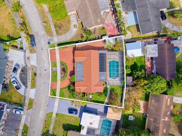 3815 SW 125th Ave, Miami, FL 33175