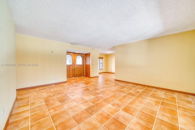 3815 SW 125th Ave, Miami, FL 33175