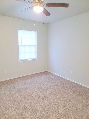 114 Opal Street, Waxahachie, TX 75165