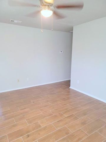 114 Opal Street, Waxahachie, TX 75165