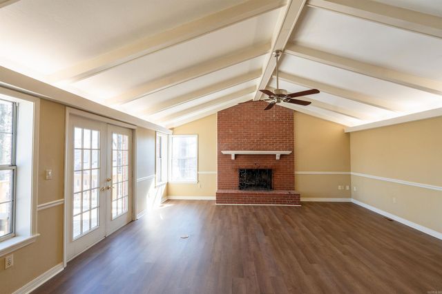 118 Red Oak Dr, Searcy, AR 72143