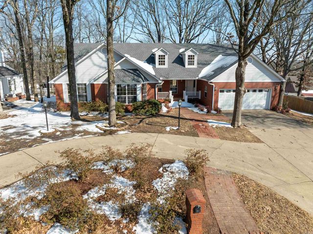 118 Red Oak Dr, Searcy, AR 72143