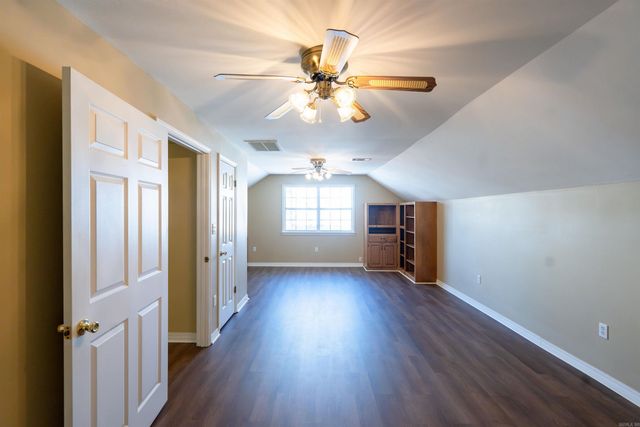 118 Red Oak Dr, Searcy, AR 72143