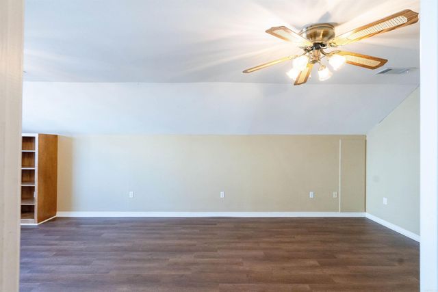 118 Red Oak Dr, Searcy, AR 72143