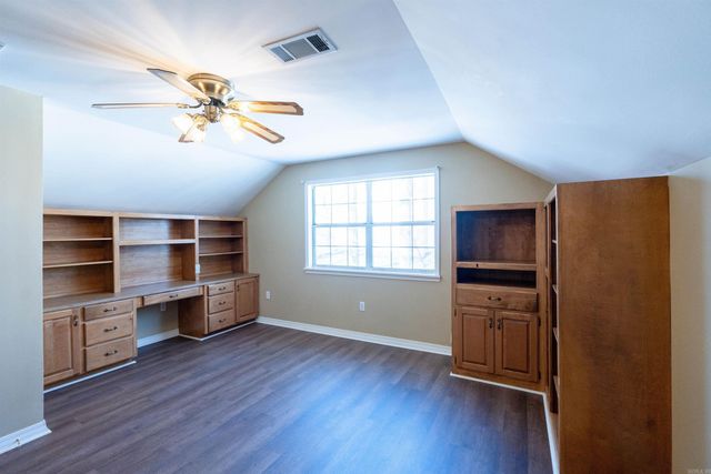 118 Red Oak Dr, Searcy, AR 72143