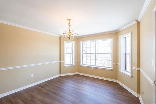 118 Red Oak Dr, Searcy, AR 72143