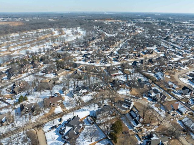 118 Red Oak Dr, Searcy, AR 72143