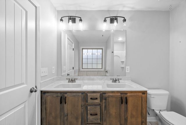 729 Tidwell Dr, Clarksville, TN 37042