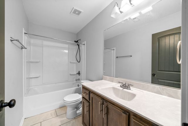 729 Tidwell Dr, Clarksville, TN 37042