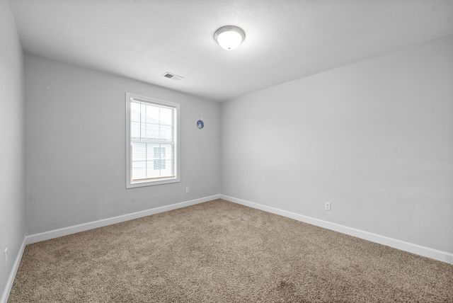 729 Tidwell Dr, Clarksville, TN 37042