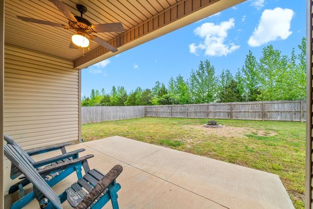 729 Tidwell Dr, Clarksville, TN 37042