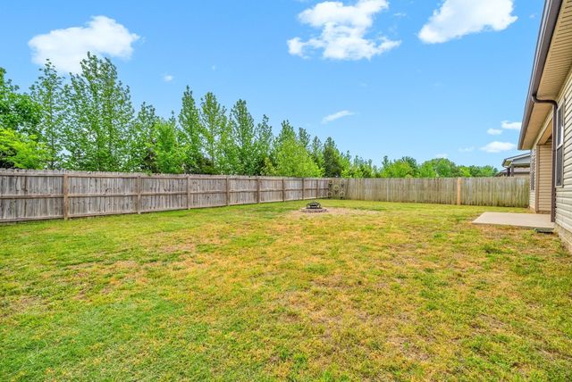 729 Tidwell Dr, Clarksville, TN 37042