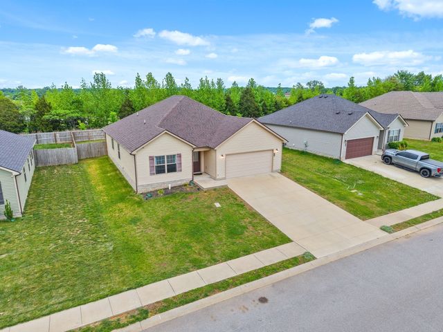 729 Tidwell Dr, Clarksville, TN 37042