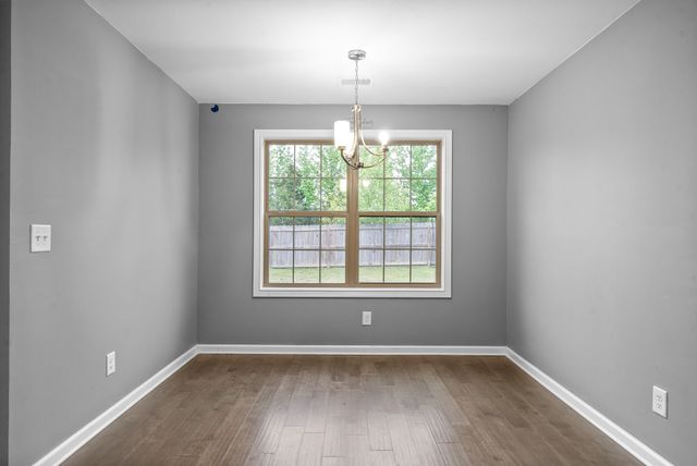 729 Tidwell Dr, Clarksville, TN 37042