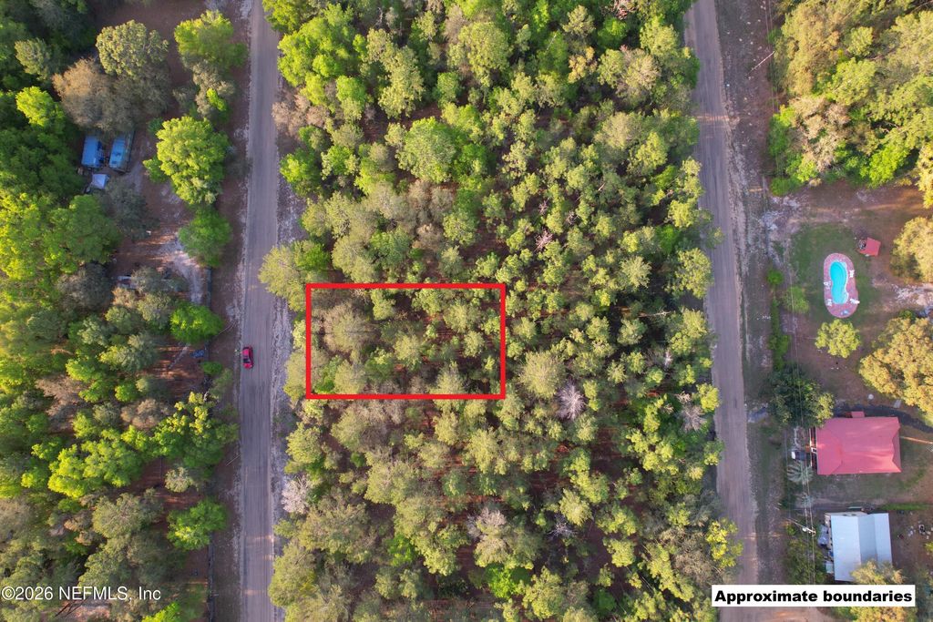 522 JANET Avenue, Interlachen, FL 32148