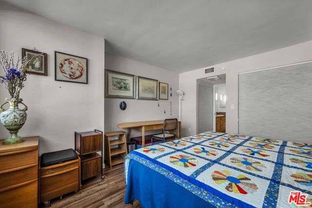 421 S La Fayette Park Place 210, Los Angeles, CA 90057