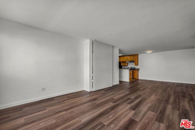 421 S La Fayette Park Place 210, Los Angeles, CA 90057