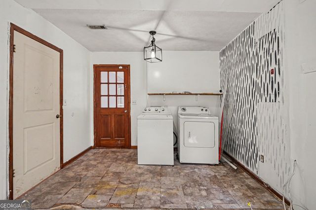3011 Menlo Park Drive, Rex, GA 30273