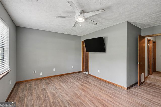 3011 Menlo Park Drive, Rex, GA 30273