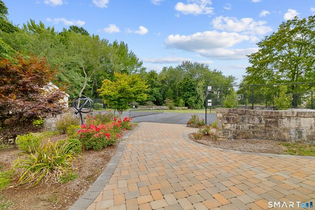 54 Rope Ferry Road H133, Waterford, CT 06385