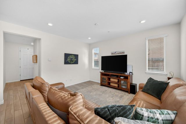 12548 Ivywild Ct, Rancho Cordova, CA 95742