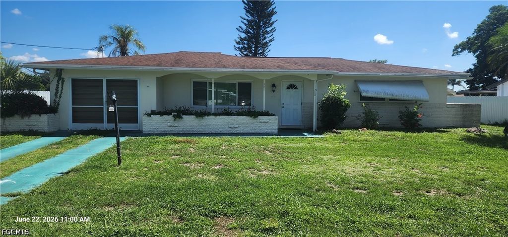 1005 E Jasmine RD, Lehigh Acres, FL 33936