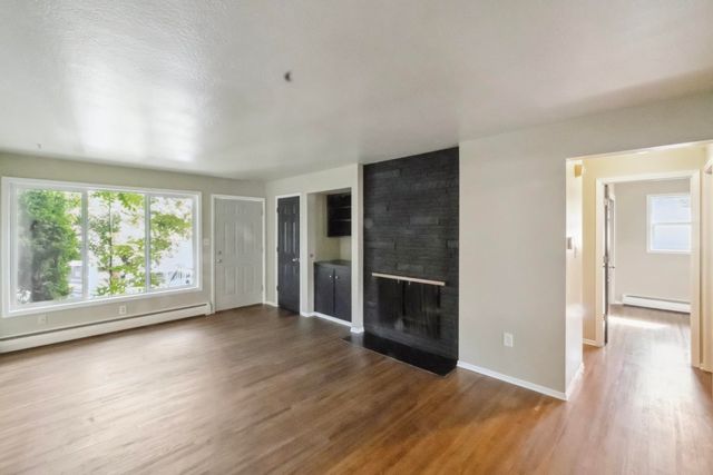 805 W Alice Ave, Spokane, WA 99205