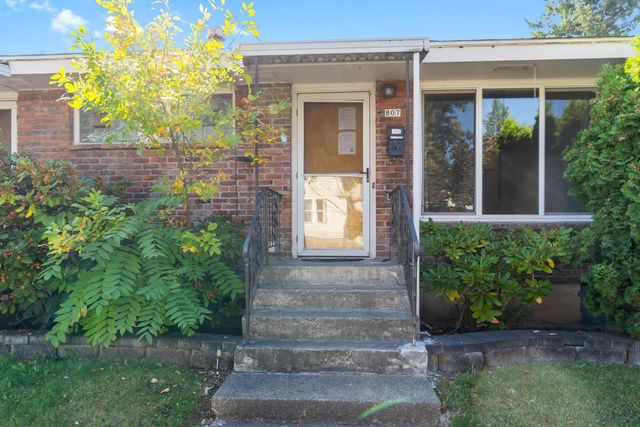 805 W Alice Ave, Spokane, WA 99205
