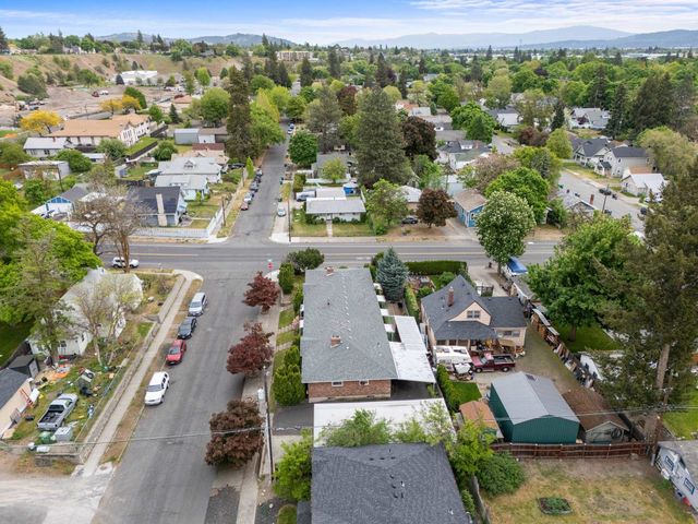 805 W Alice Ave, Spokane, WA 99205