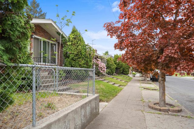 805 W Alice Ave, Spokane, WA 99205
