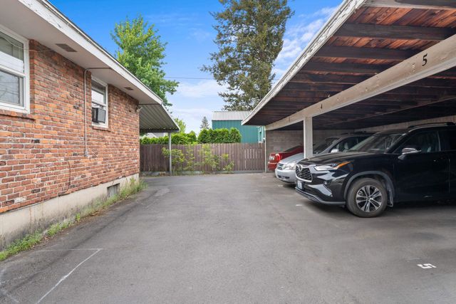 805 W Alice Ave, Spokane, WA 99205