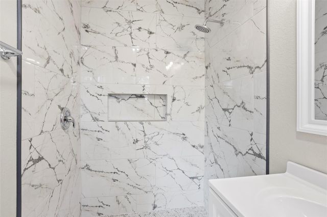 10127 Tolman Street, Houston, TX 77034