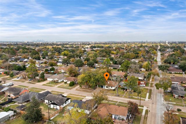 10127 Tolman Street, Houston, TX 77034