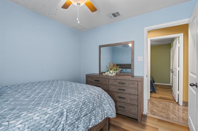 611 Big Bend TRL, Taylor, TX 76574