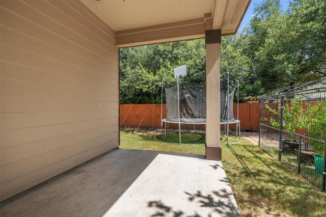 611 Big Bend TRL, Taylor, TX 76574