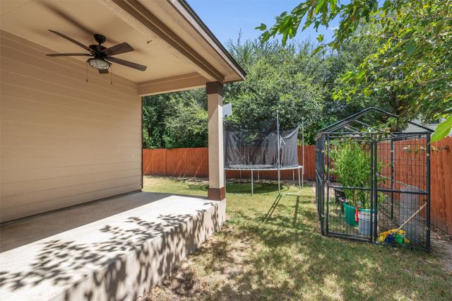 611 Big Bend TRL, Taylor, TX 76574
